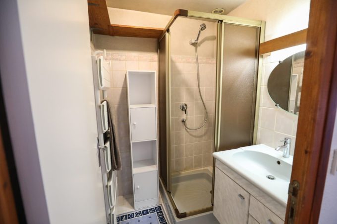 Chez Jo – Salle de douche