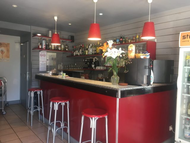 bar