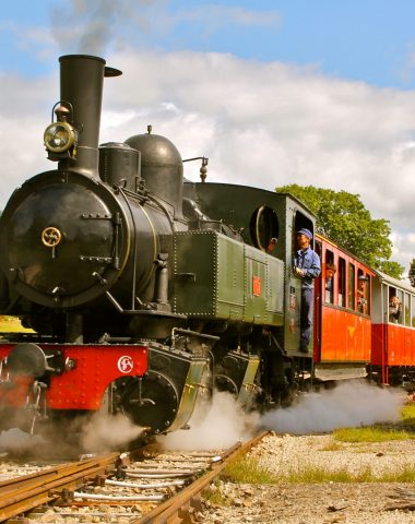 Voyage en Chemin de Fer Historique – Train Touristique Velay Express