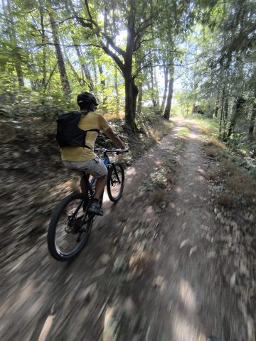 Balade à Vélo Électrique chemin Ardéchois