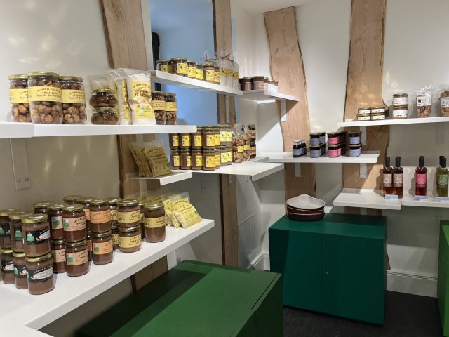 Boutique Ardèche Hautes Vallées – Antenne Saint-Pierreville_Saint-Pierreville