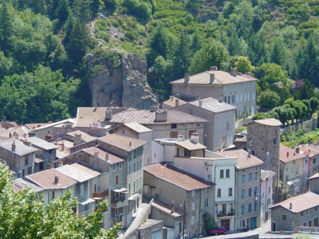 Site d’escalade – Rocher de la Chevillière_Le Cheylard