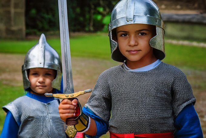 Epées et petits chevaliers