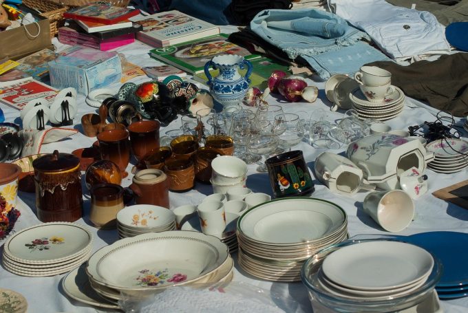 Brocante, vide-grenier