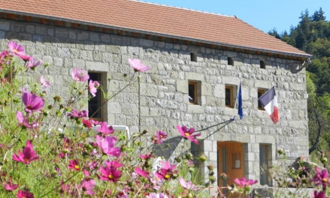 Mairie de St Julien d’Intres