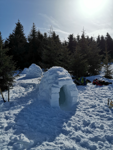 Construction d&rsquo;igloo_Les Estables