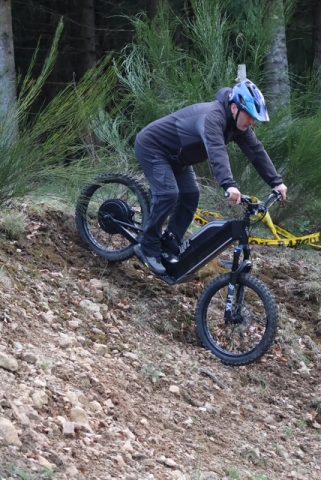 Trottinette électrique tout terrain avec Fun Trott_Saint-Jeures