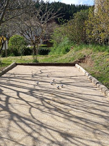 Quai des Haltes – Terrain de boules