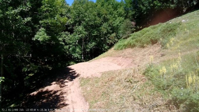 Le Temps Suspendu – Aire de camping-car_Saint-Pierreville