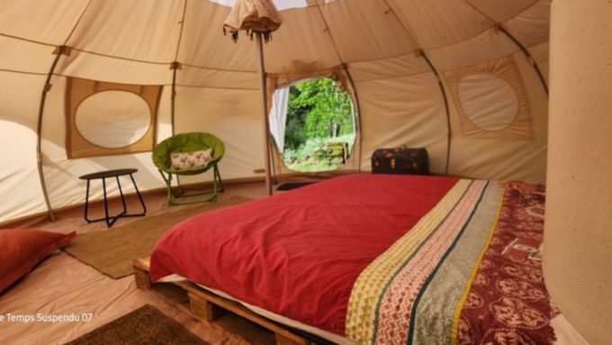 Le Temps Suspendu – Tente Lotus_Saint-Pierreville