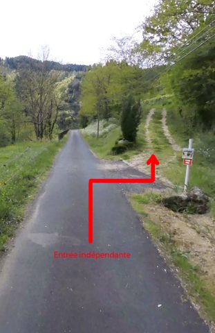 Entrée indépendante La Tourelle